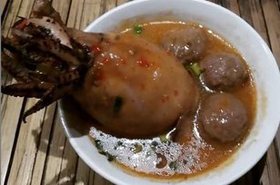 Bakso Cumi Gajah Ukurannya Super Gendut Bikin Penasaran Dream Co Id