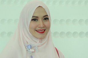 Hijab Syari Lyra Virna – Tutorial Hijab Terbaru