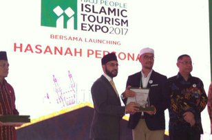 Resmi Dibuka, Islamic Tourism Expo 2017 Banjir Tawaran Menarik