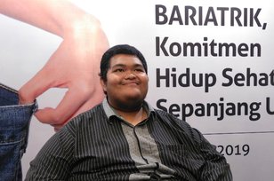 Perjuangan Naufal, Pasien Obesitas Terberat di Indonesia