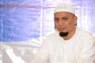 Sudah Siap Kafan dan Makam, Ustaz Arifin Ilham Unggah Permohonan Maaf