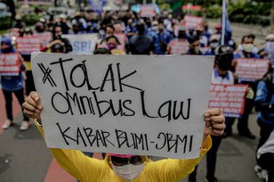 Hari ini, Ribuan Buruh KASBI Gelar Aksi Demo Tolak UU Ciptaker di Depan Istana