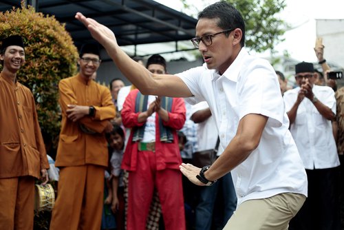  Sandiaga Uno