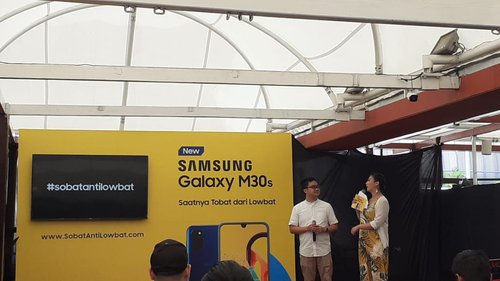  Ponsel Samsung Galaxy M30s (Foto: Dream.co.id/Cynthia Amanda Male)