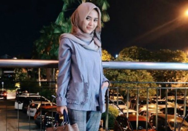  Warna  Kerudung  yang  Cocok  untuk  Kulit  Gelap Hijab Dream 