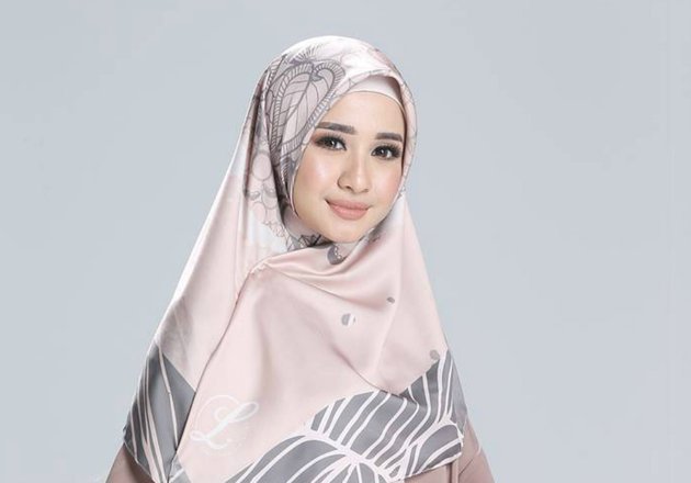 Laudya Cynthia Bella Luncurkan Hijab Mewah nan Kekinian  Hijab.Dream.co.id