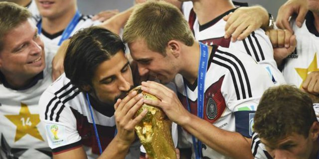 Perjalanan Duo Pemain Muslim Bawa Jerman Juara Piala Dunia
