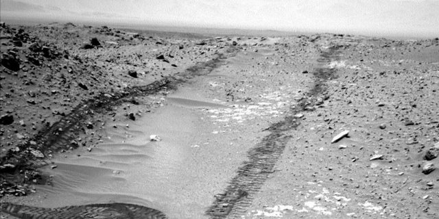Ditemukan Batu Berjalan Sebesar Mobil di Mars