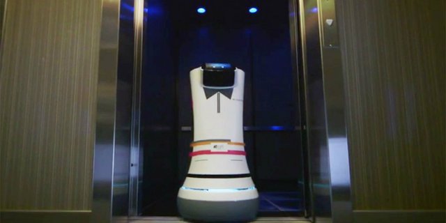 Robot Pelayan Ini Dipekerjakan untuk Permudah Tamu Hotel