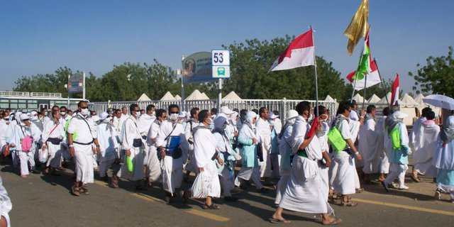 Ibadah Haji di Bawah Cuaca Terpanas Saudi