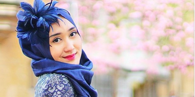 Sebarkan Virus Hijab Sedunia hingga Amerika