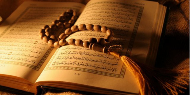 Ini Alasan Al-Qur'an Dilarang Dibaca di Kamar Mandi 