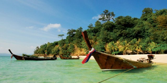 Karang Jamuang: Pulau Terlarang Bagi Perempuan