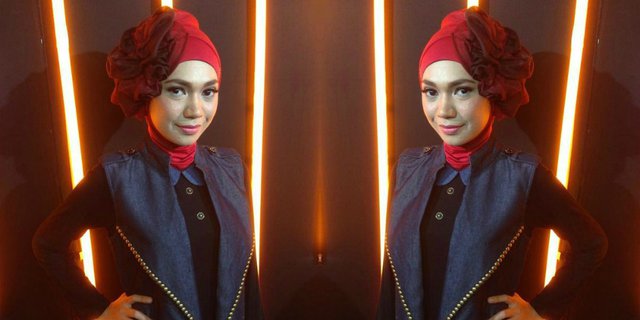 Memutuskan Berhijab, Karir Indah Nevertari Makin Bersinar