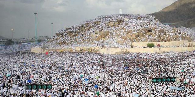 Padang Arafah Tempat Berkumpulnya Jemaah Haji Seluruh Dunia Dream Co Id