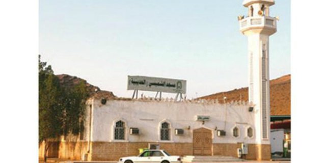 Masjid Paling Bersejarah Penyebaran Islam Dibangun Kembali