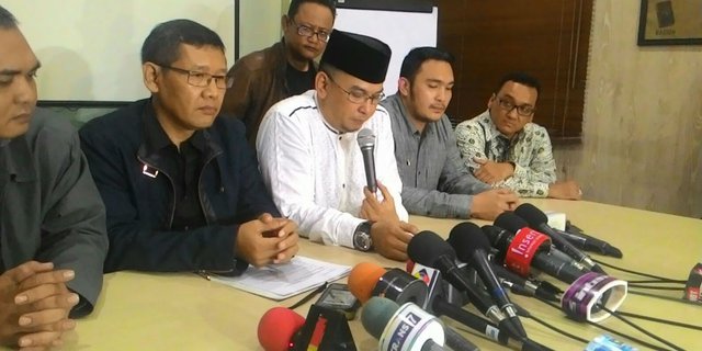 Ustaz Aswan: Rima Istri Saya, Sudah Ditalak