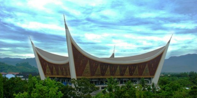 Masjid Mahligai Minang, Indah dan Tahan Gempa