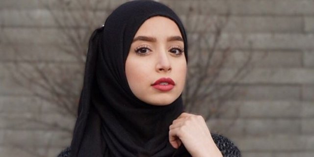 Inspirasi Busana Hijab di Negara Bersalju