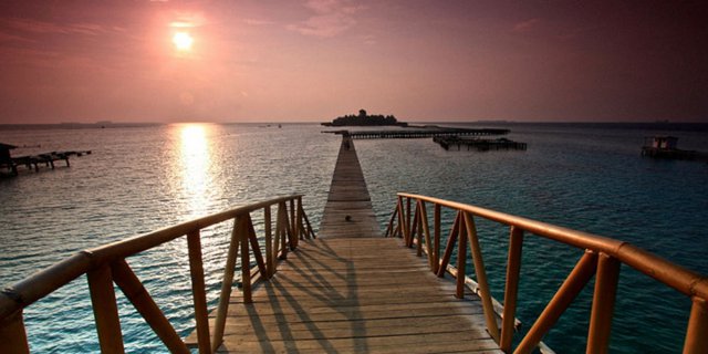 Wisata Pulau Tidung, dari Berkemah hingga Jembatan Cinta
