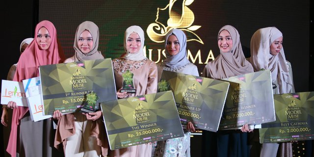 Sabrina Sungkar Raih Gelar Muslima Model Muse 2016