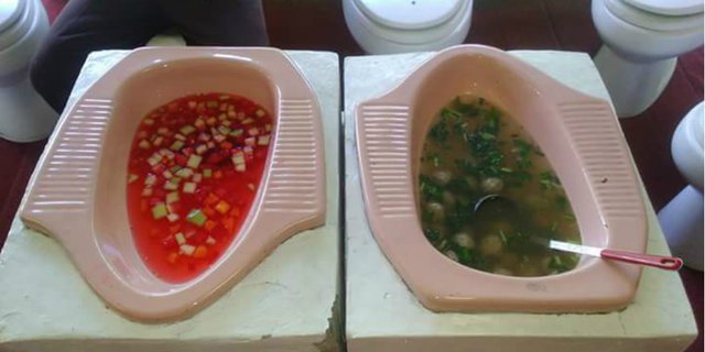 Cerita Sebenarnya Wisata Kuliner 'Kafe Jamban' di Semarang