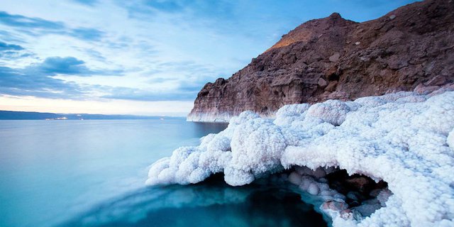 10 Fakta Tersembunyi tentang Laut Mati