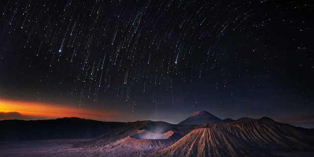 Fenomena Langka Ini Bakal Hiasi Langit Malam Indonesia