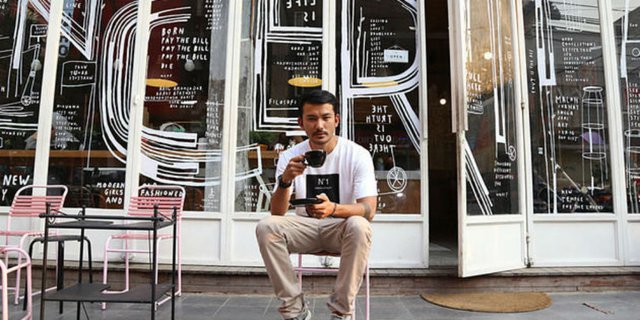 5 Kafe di Jakarta yang Banyak Cowok Gantengnya
