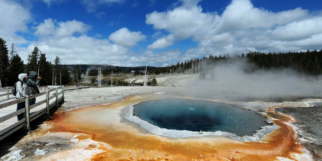 Ngeri, Pria Ini Meleleh Setelah Mandi di Kawah Yellowstone