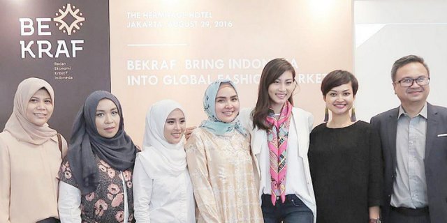 5 Desainer Muslim Indonesia Siap Guncang Chicago