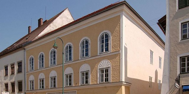 Simpan Kisah Kelam, Rumah Tempat Lahir Hitler Siap Dihancurkan
