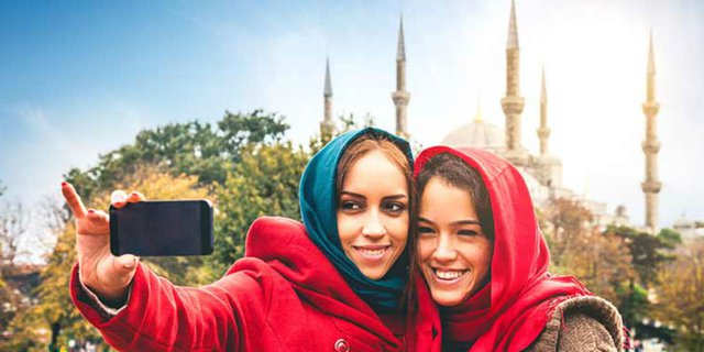 10 Alasan Mengapa Setiap Muslim Wajib Traveling