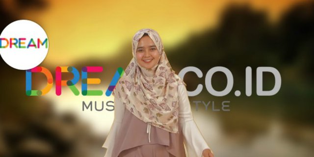 Tutorial Hijab Syari Simpel Feminin Nan Cantik