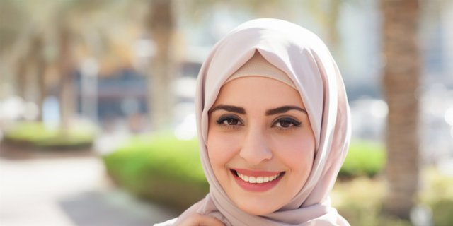 Yuk Coba Gaya Hijab Kekinian Pakai Bahan Ceruti