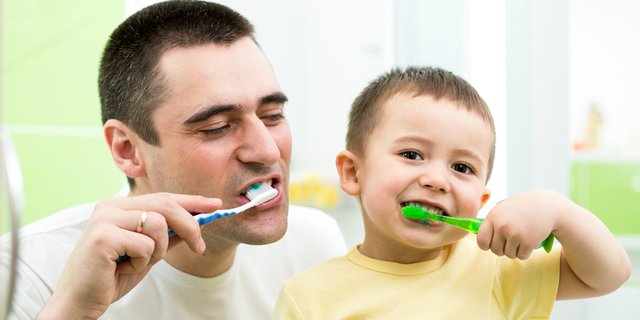 Hasil gambar untuk gambar gigi menyikat gigi