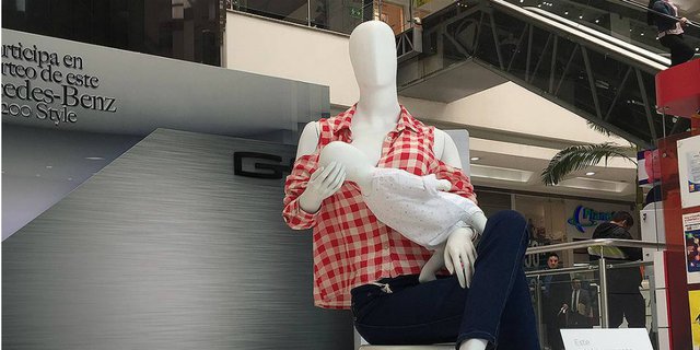 Mannequin Ibu Menyusui Disebar di Mal, Ternyata Untuk...