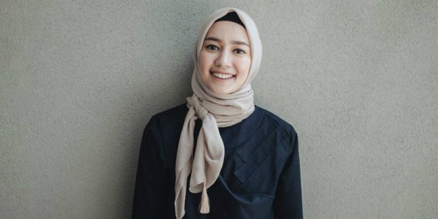 Hijab Kekinian ala Selebgram Cantik Bandung