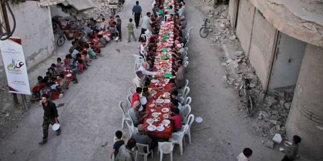 Allahuakbar, Suasana Berbuka di Suriah Bikin Hati Menangis