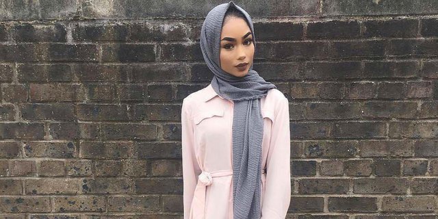 3 Style Hijab yang Bisa Kamu Tiru dengan Menggunakan Pashmina