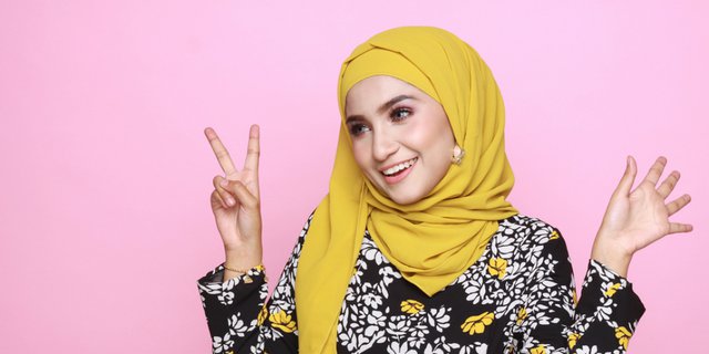 12 Cara Memakai Jilbab Paris Segiempat 