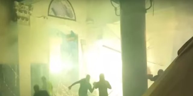 Polisi Israel Bubarkan Sholat Jumat di Masjid Al Aqsa