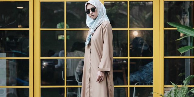 'Style' Kelir Netral yang Kekinian dari Hijaber Hits Tanah Air