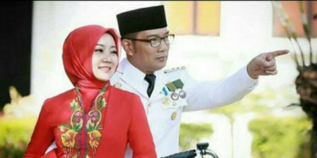 Inspirasi Kenakan Busana di HUT RI ala Istri Ridwan Kamil