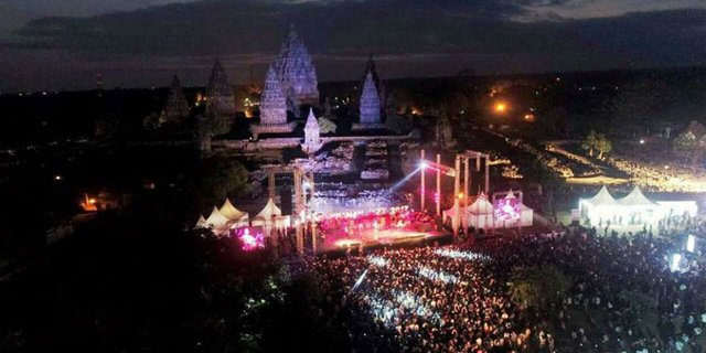 Ikut Nonton Prambanan Jazz Festival 2017, Menteri Rini: Keren!