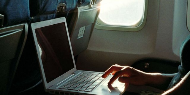 Mulai 1 Oktober, Maskapai Ini Sediakan Wifi Gratis di Pesawat