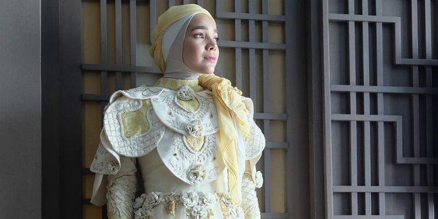 Tutorial Hijab Unik Mulai dari Turban Pita Sampai Mirip Belle
