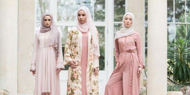 Tips Memadukan Busana Hijab Agar Lebih Stylish dari Desainer 