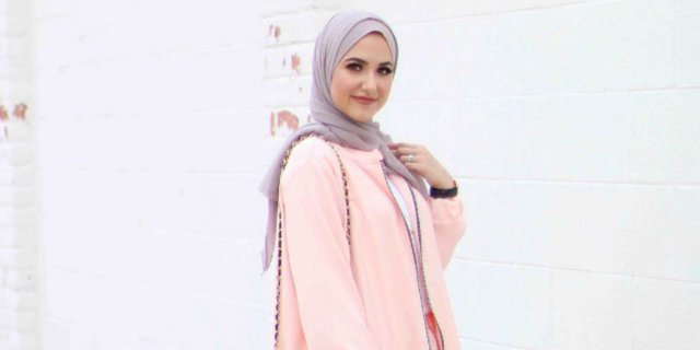 4 Tips Pakai Busana Hijab Kala Musim Hujan