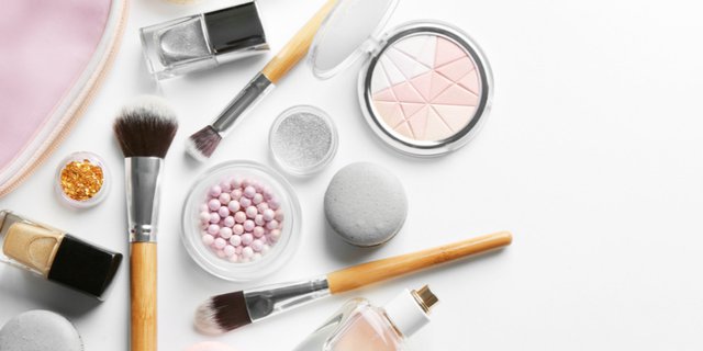 Berbagai Trik Makeup yang Buat Hidupmu Lebih Mudah!